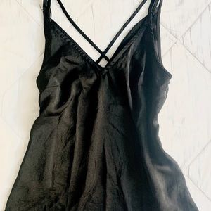 h&m black satin strap top size 6, small